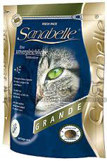 Bosch Sanabelle Grande Suaugusių kačių pašaras didelių veislių katėms su paukštiena 2 kg.